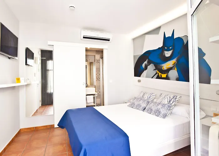 Hotel Ryans Pocket Ibiza città